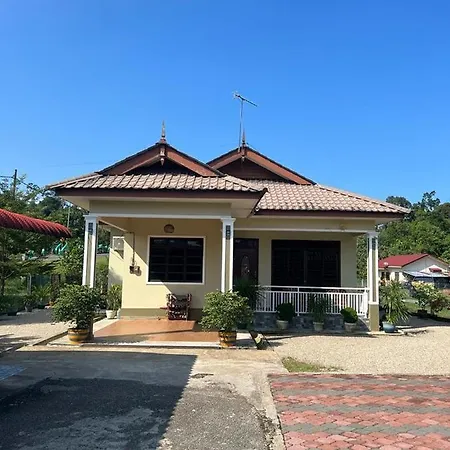 Homestay Nukman Bukit Besi Dungun Exterior photo