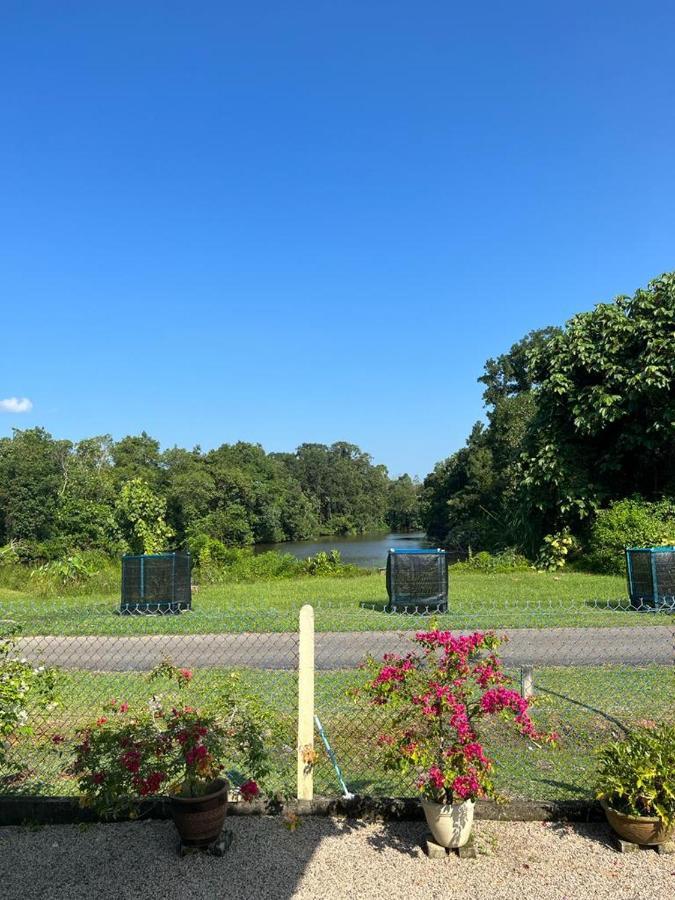 Nukman Bukit Besi *