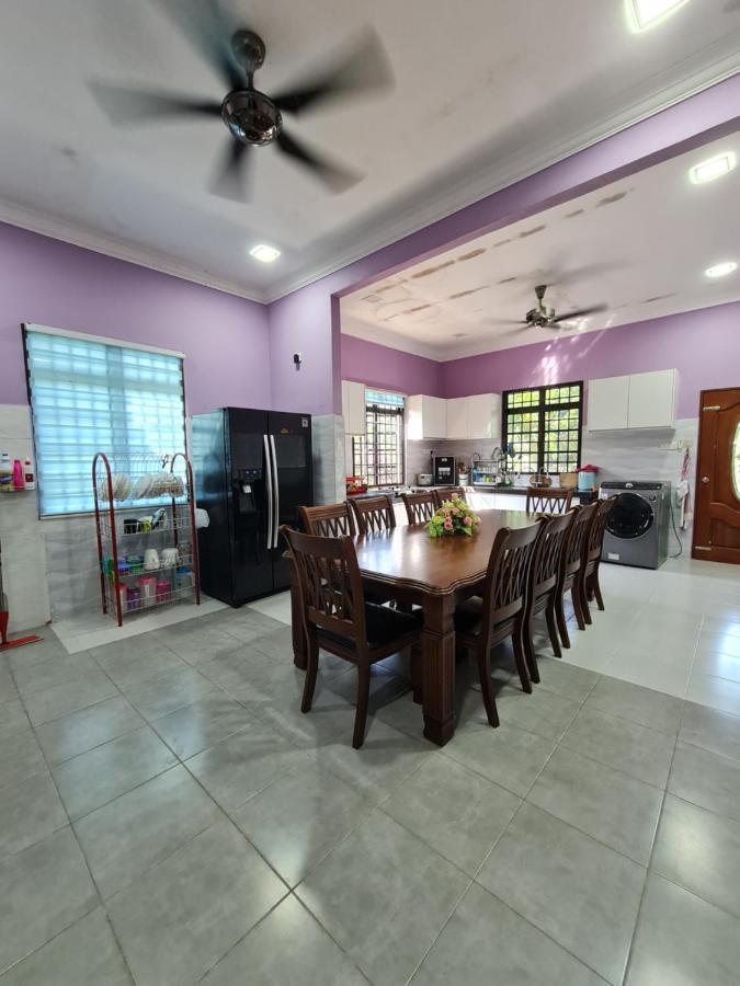 Nukman Bukit Besi Holiday home